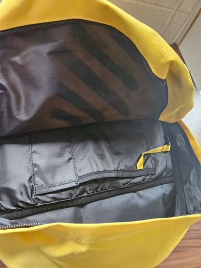 JOBLOT BACKPACKS : Yellow Backpacks (Boxes of 20)