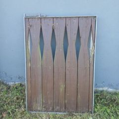 gate