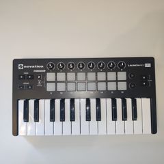 Novation Launchkey MINI MK2