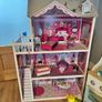 dolls house and kitchen Image 4