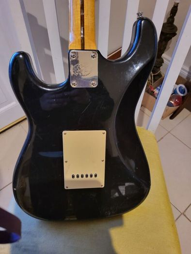 SX quilted sunburst electric guitar