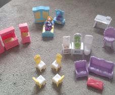 Dolls House Furniture Bundle