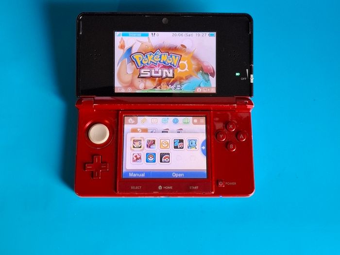 3DS Metallic Red