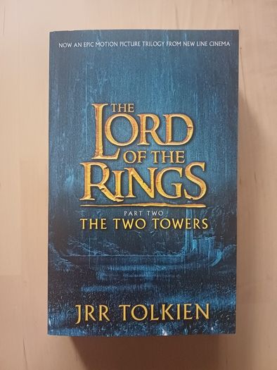 The Lord of the Rings 3 Volumes by J.R.R. Tolkien (Fantasy Paperbacks 2002)