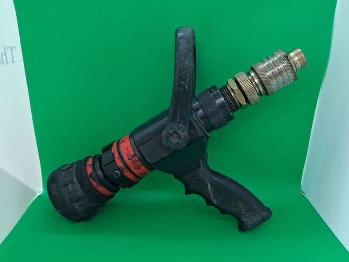Postage - 2 X Akron Style 1702  Fire Fighting Nozzle