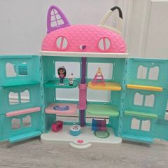 Gabby's Dollhouse