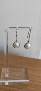 Sterling silver pearl earrings