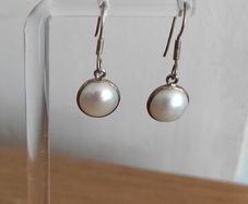 Sterling silver pearl earrings