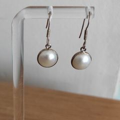 Sterling silver pearl earrings