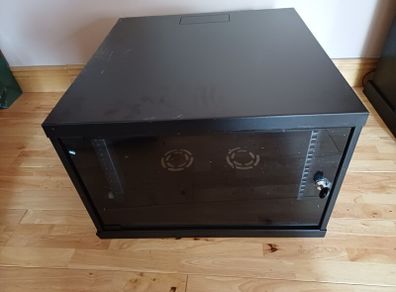 solar pv battery cabinet