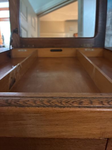 Beautiful Art Deco Oak Compactum "Gentleman's Chest "Wardrobe (Original Vintage Compartments & 4 castors )