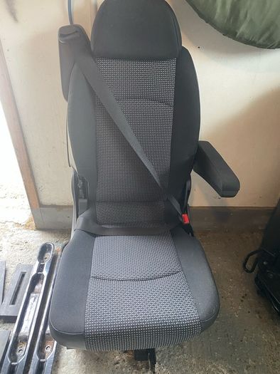 Mercedes Vito  seat