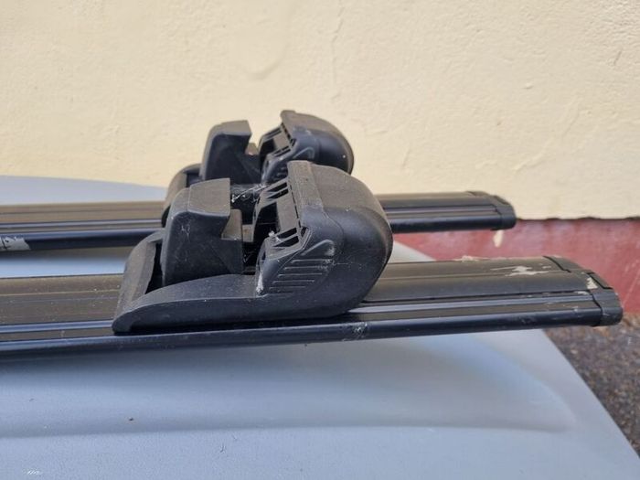 Bragan Roof bars (Flush rails)