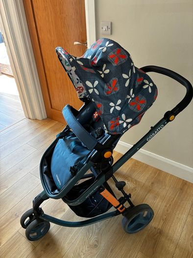 Cosatto Giggle Pram, Bassinet & Car Seat Travel System