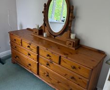 dressing table