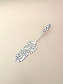Art nouveau silver plated cake server