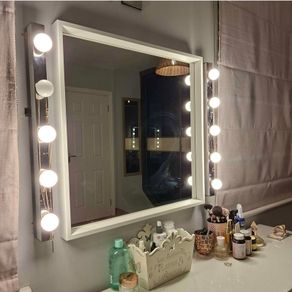 Vanity Mirror