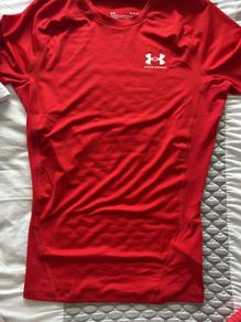 T-shirt Under Armour BNWT