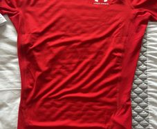 T-shirt Under Armour BNWT