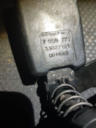 BMW 5er e61 & LCI Under Seat Belt Seatbelt Bottom Rear Left Centre Right