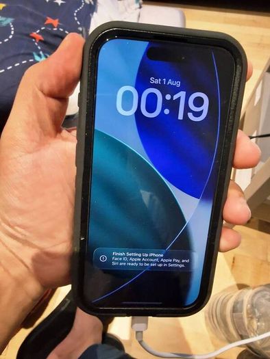 iphone 15 pro 128gb in excellent condition