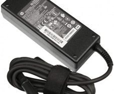 HP 65 Watts laptop charger