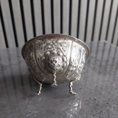 vintage sugar bowl