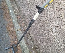 Roughneck Pallet Buster Demolition Bar 43" 1100mm  Heavy Duty Wrecking Tool Used