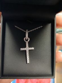 Sterling silver/cubic zirconia cross necklace