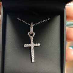 Sterling silver/cubic zirconia cross necklace