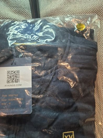 Mens Long Sleeve Zipper Top (New)