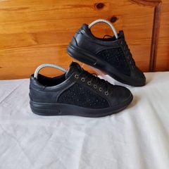 ecco soft 3 Size 6 eu 39 black In excellent condition