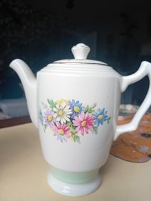1940s Vintage Teapot
