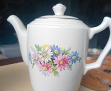 1940s Vintage Teapot