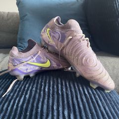 Nike phantom united boots size uk 9 with receipt