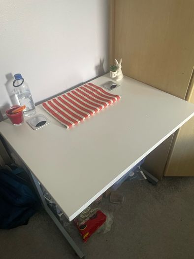 computer desk