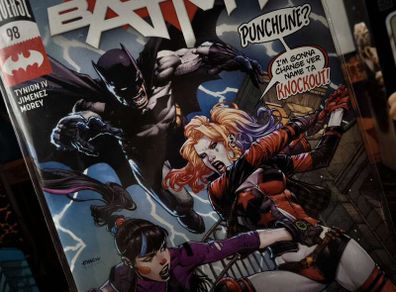 Batman ! Issue #98 ! Harley Quinn & Punchline Appearance ! 2020 ! by DC Comics !