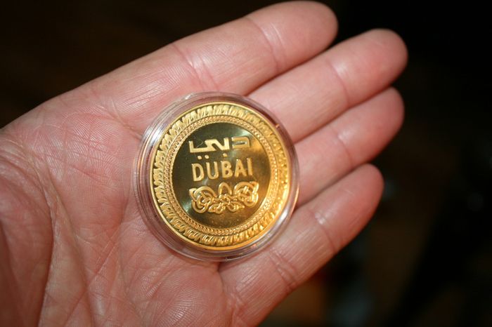 2010 United Arab Emirates Dubai Burj Khalifa Opening Medal Badge Coin Award