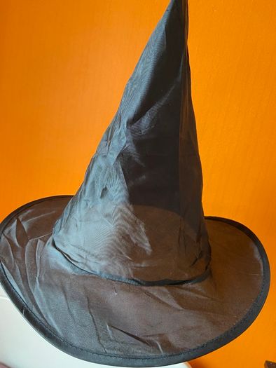 HalloweenDresses/hats