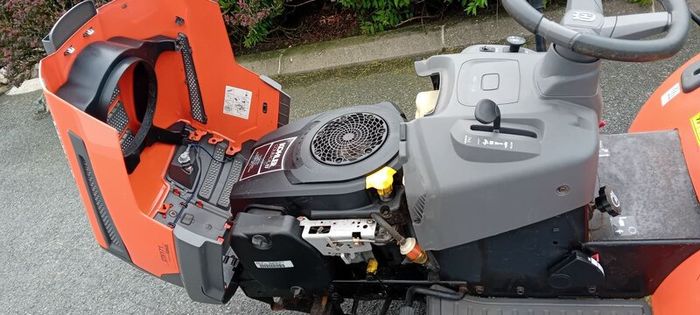 Ride on lawnmower Husqvarna CTH171