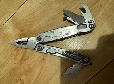 leatherman rev camping hiking multitool edc fishing