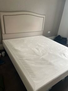 box spring Sivan bed base from Marriott