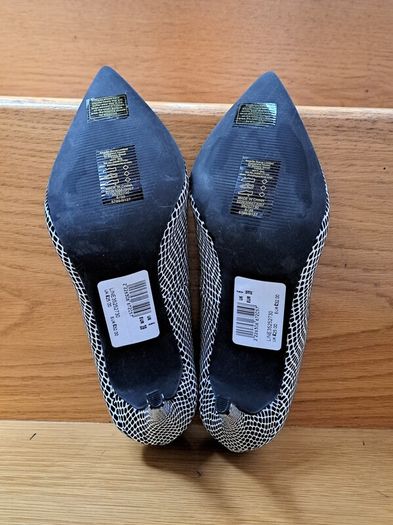 Black & White stiletto