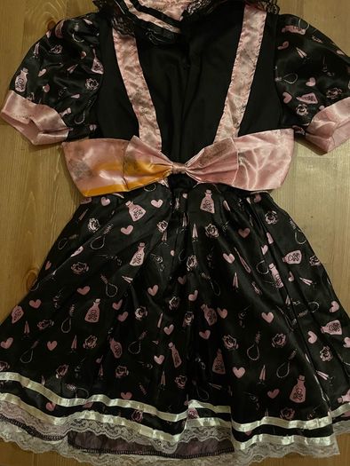 Scary doll costume with key