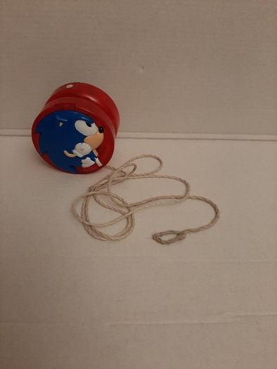 SONIC the hedgehogs Yo Yo 1991