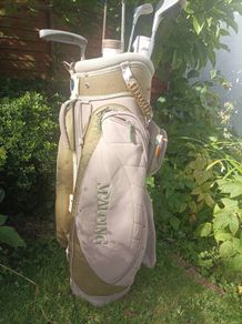 Golf bag .