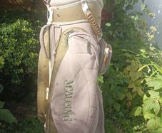 Golf bag .
