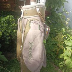 Golf bag .