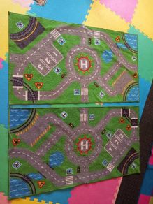 Child paying mat / rug