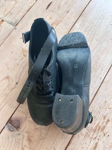 Inishfree Irish Dancing Hard Shoes - size 13